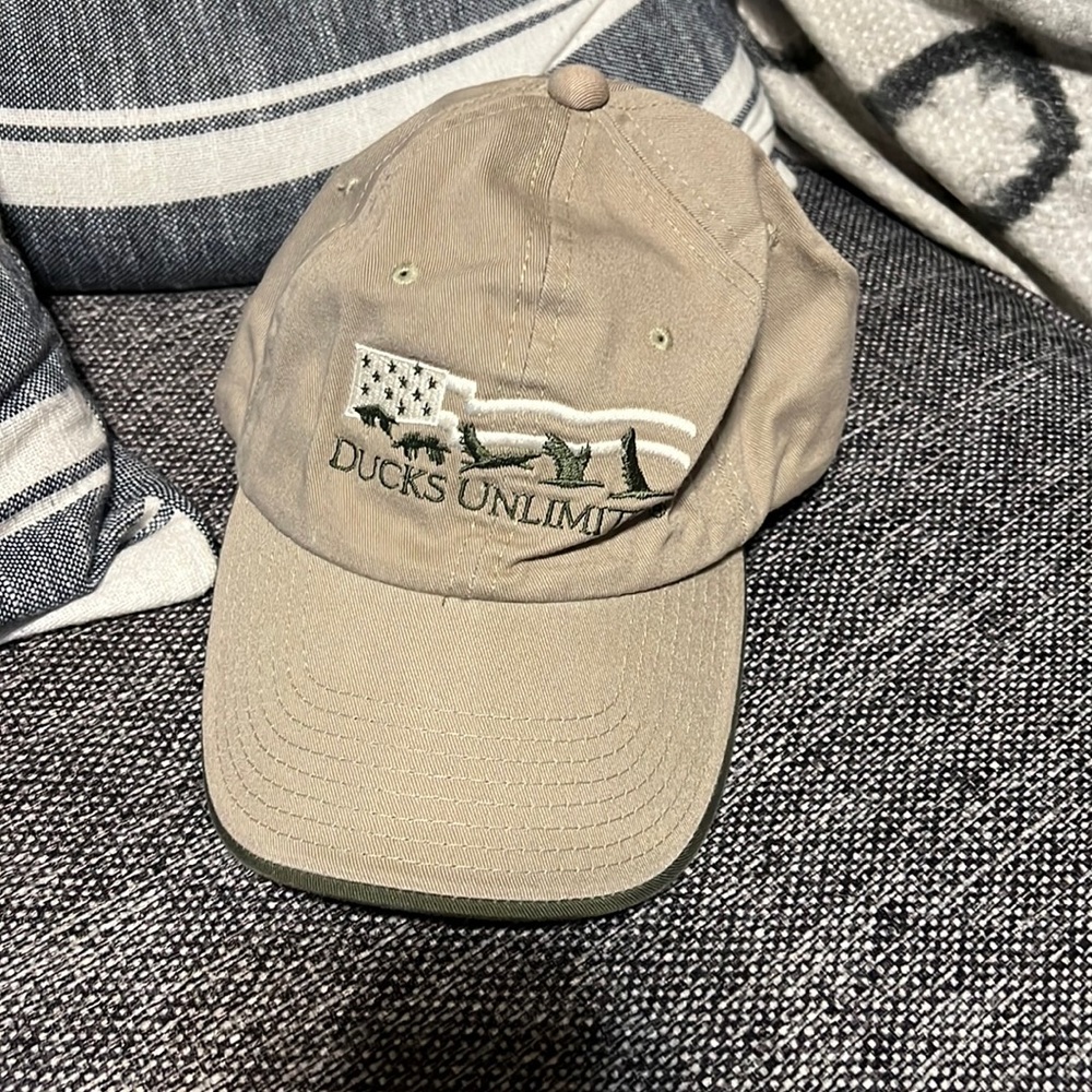 NWOT Ducks Unlimited Hat